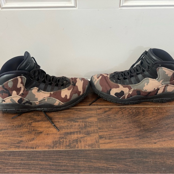 Air Jordan 10 retro woodland camo Mens shoes size 11.5/mens  310805 201 main image 7